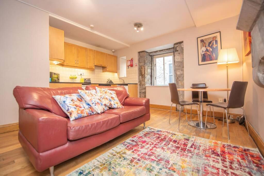 Appartement Latin Quarter Luxury à Galway Extérieur photo