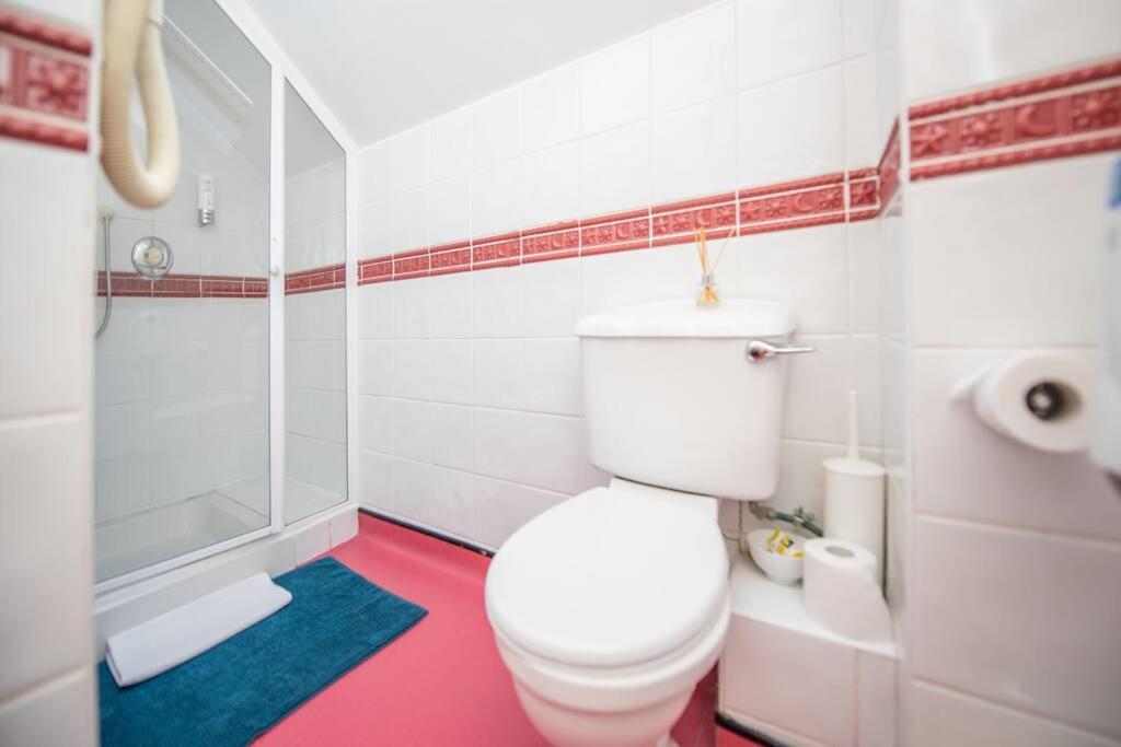 Appartement Latin Quarter Luxury à Galway Extérieur photo